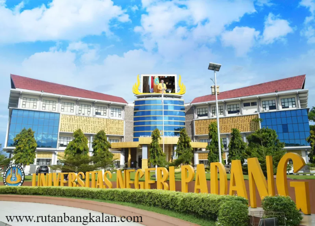 5 Universitas Terbaik di Sumatra Barat Menyemai Generasi Unggul